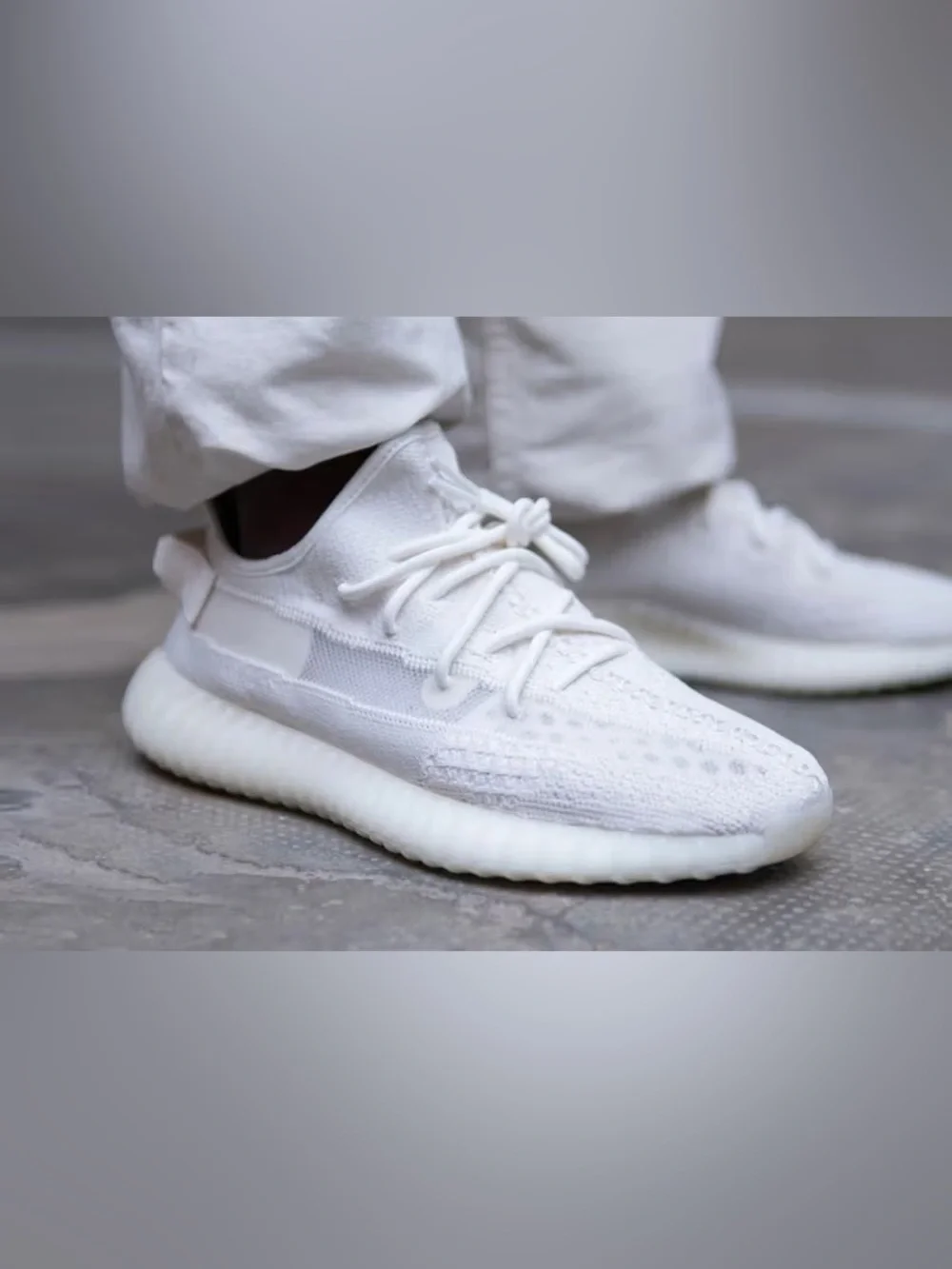 Adidas Yeezy Boost 350 V2 Low Bone